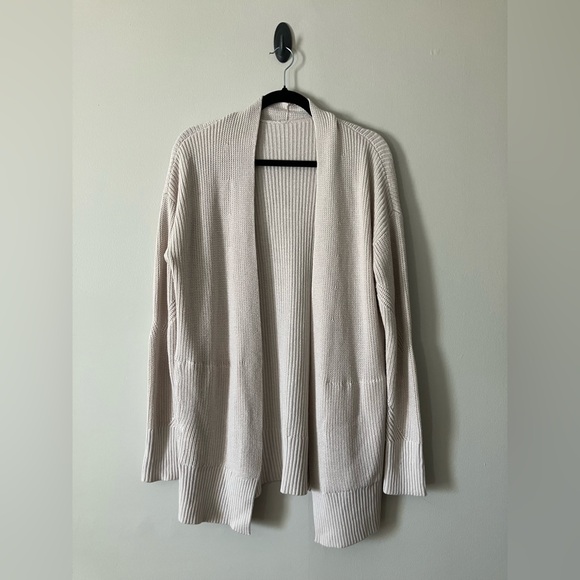 Lululemon Cashlu Sweater Wrap in White Opal - Picture 1 of 8